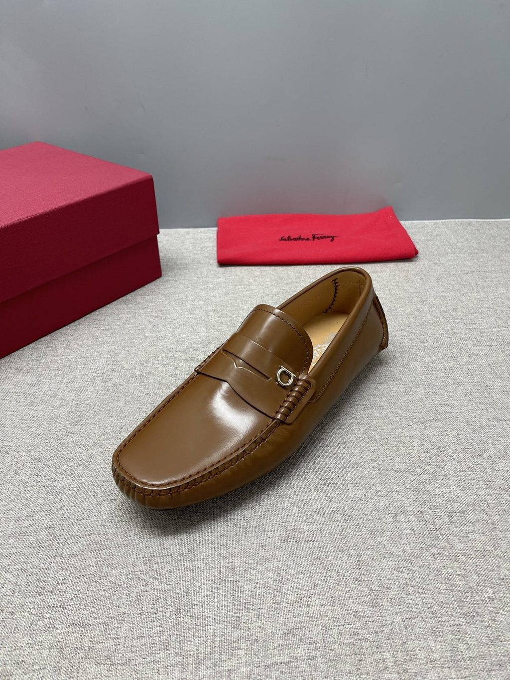 Ferragamo Men's Brown Buckle Driving Loafers