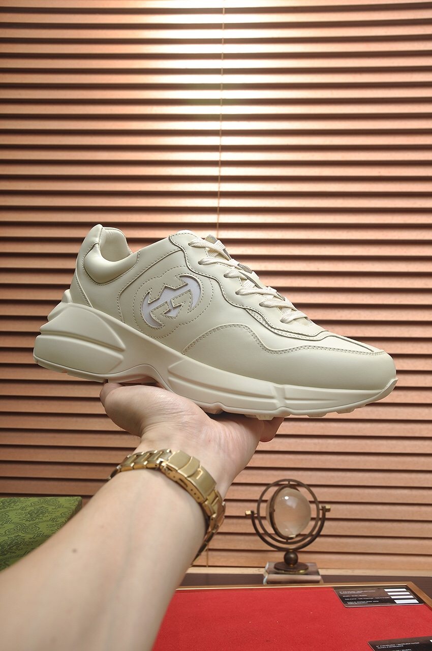 Gucci Off-White Chunky Sneakers